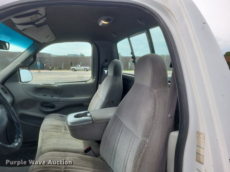 image for item DR4866 1998 Ford  F150 pickup truck