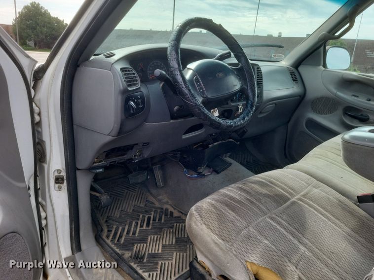 image for item DR4866 1998 Ford  F150 pickup truck