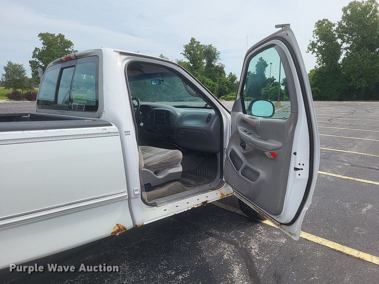 image for item DR4866 1998 Ford  F150 pickup truck
