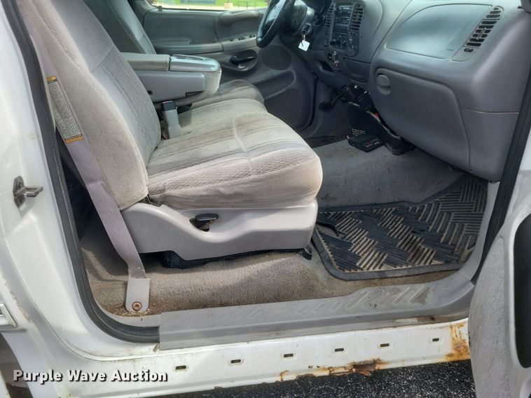 image for item DR4866 1998 Ford  F150 pickup truck