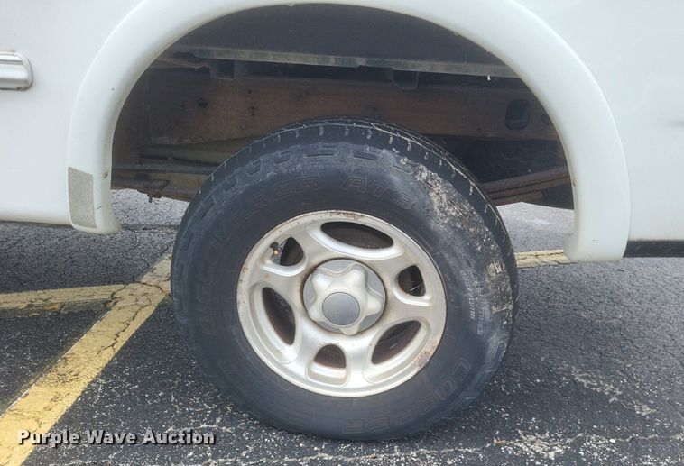 image for item DR4866 1998 Ford  F150 pickup truck