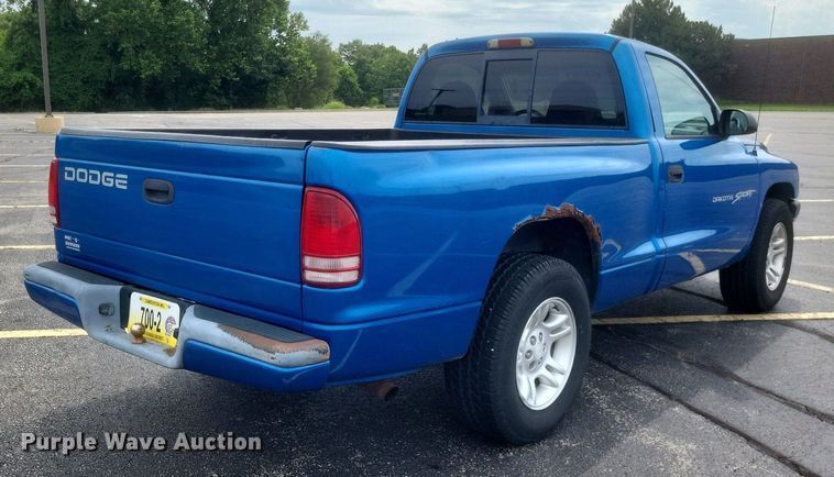 image for item DR4867 2001 Dodge  Dakota Sport pickup truck