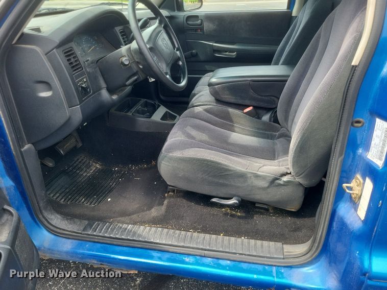 image for item DR4867 2001 Dodge  Dakota Sport pickup truck