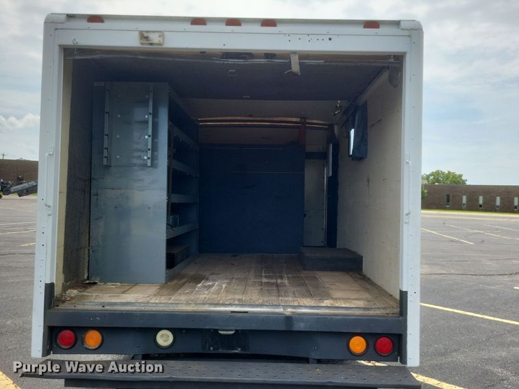 image for item DR4870 2004 Chevrolet  delivery truck