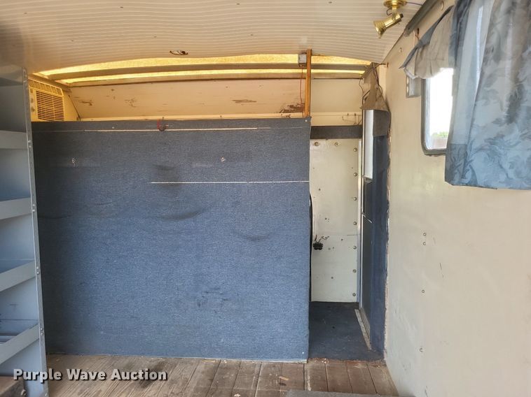 image for item DR4870 2004 Chevrolet  delivery truck