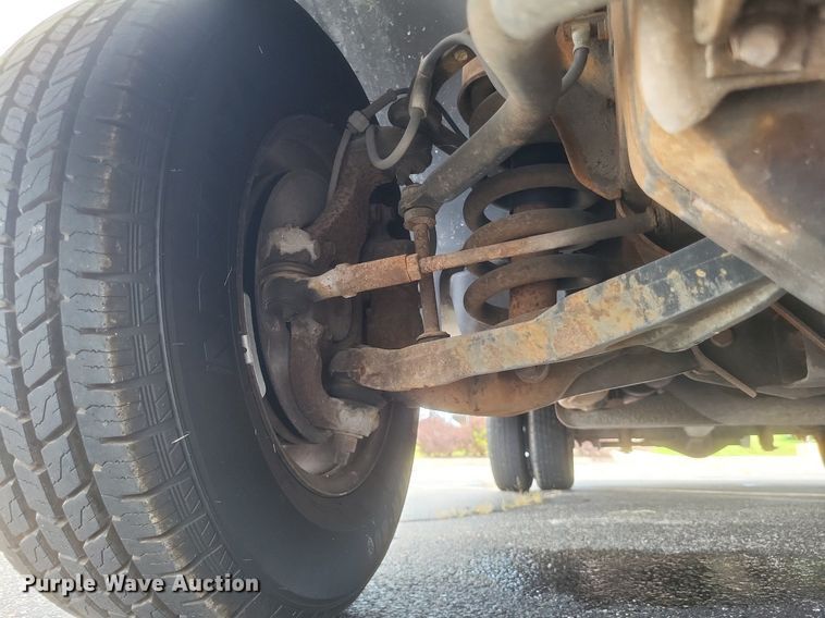 image for item DR4870 2004 Chevrolet  delivery truck