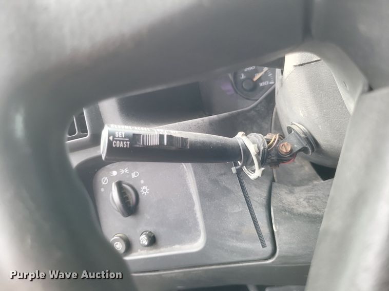 image for item DR4870 2004 Chevrolet  delivery truck