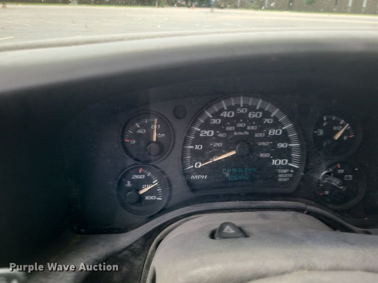 image for item DR4870 2004 Chevrolet  delivery truck