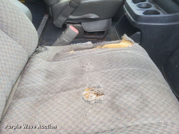 image for item DR4870 2004 Chevrolet  delivery truck