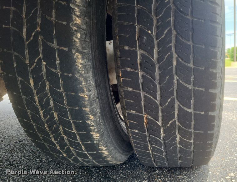 image for item DR4870 2004 Chevrolet  delivery truck