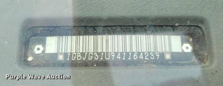 image for item DR4870 2004 Chevrolet  delivery truck