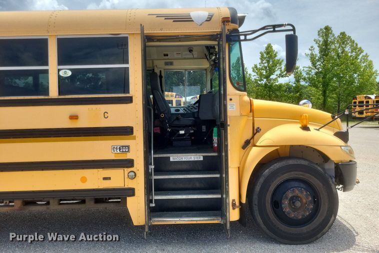 image for item DR4873 2008 International  CE300 school bus