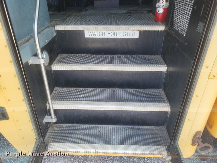 image for item DR4873 2008 International  CE300 school bus