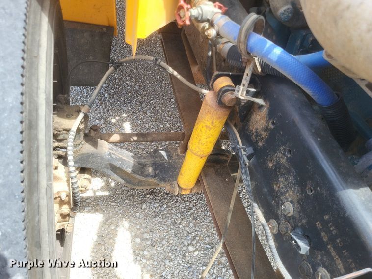 image for item DR4873 2008 International  CE300 school bus