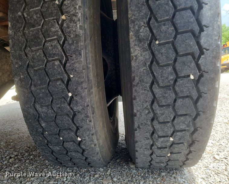 image for item DR4873 2008 International  CE300 school bus