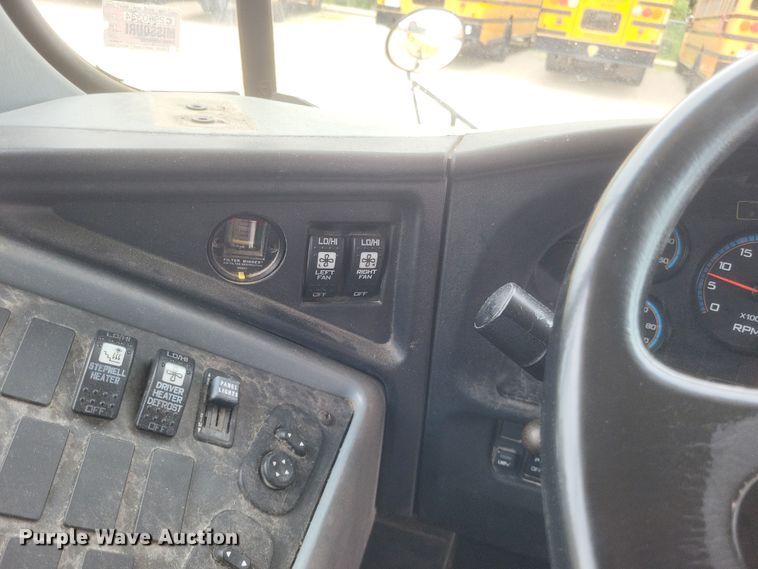 image for item DR4874 2014 International  school bus