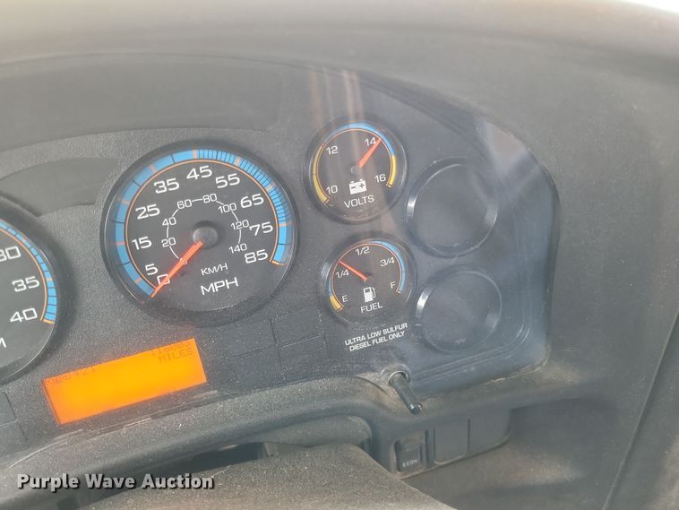 image for item DR4874 2014 International  school bus