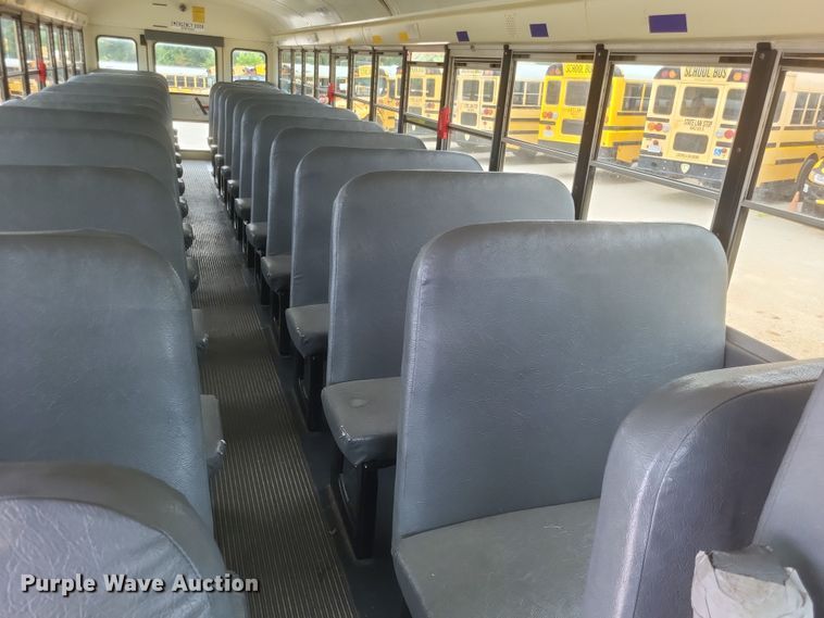 image for item DR4874 2014 International  school bus