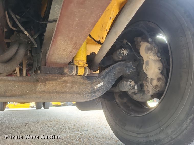 image for item DR4874 2014 International  school bus