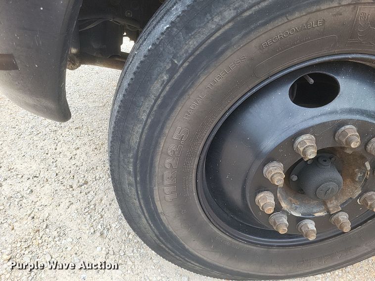 image for item DR4874 2014 International  school bus