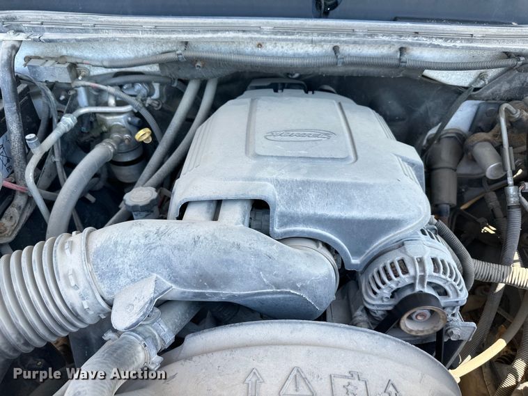 image for item DS4212 2008 Chevrolet  Silverado 2500HD Ext. Cab pickup truck