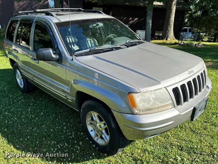 image for item DX0825 2000 Jeep Grand Cherokee SUV
