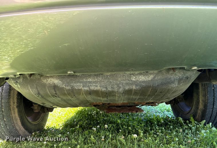 image for item DX0825 2000 Jeep Grand Cherokee SUV