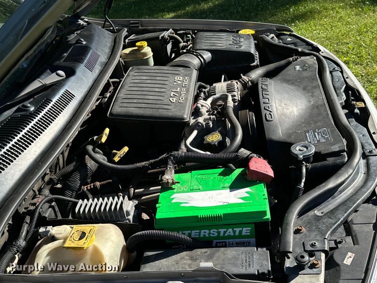 image for item DX0825 2000 Jeep Grand Cherokee SUV