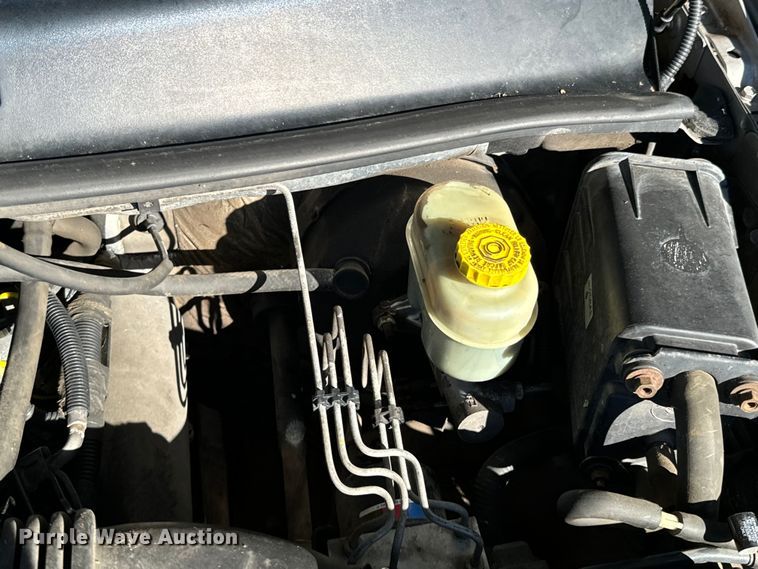 image for item DX0825 2000 Jeep Grand Cherokee SUV