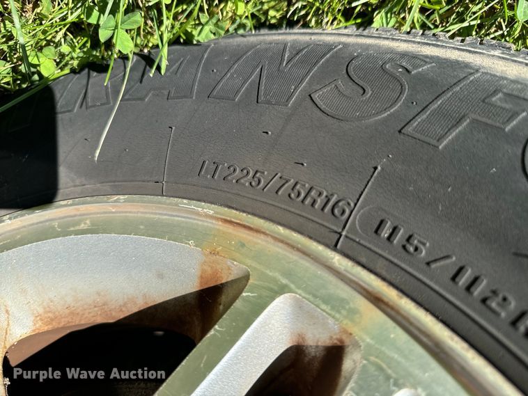 image for item DX0825 2000 Jeep Grand Cherokee SUV