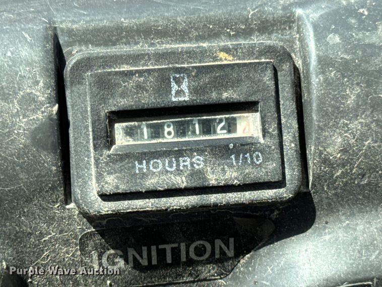 image for item DX0835 2007 Kawasaki Mule 3000 utility vehicle