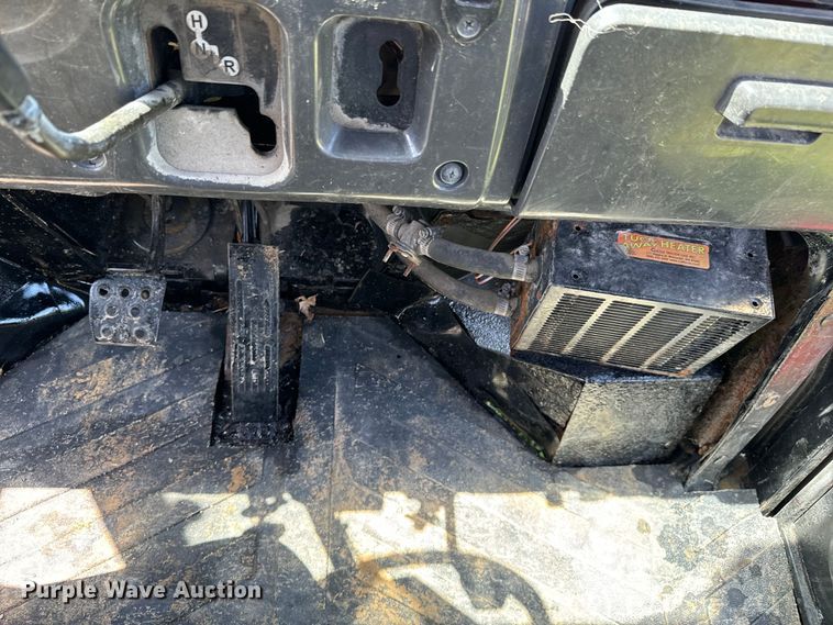 image for item DX0835 2007 Kawasaki Mule 3000 utility vehicle