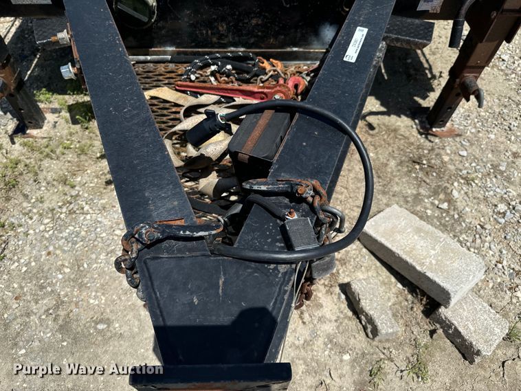 image for item DX0851 2016 H&H equipment trailer