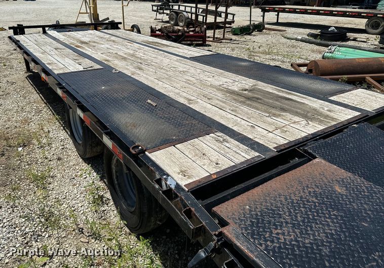 image for item DX0851 2016 H&H equipment trailer