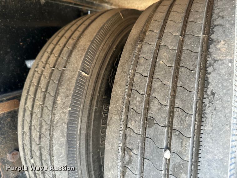 image for item DX0851 2016 H&H equipment trailer