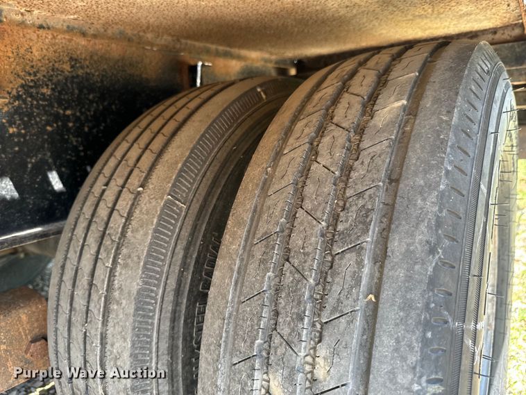 image for item DX0851 2016 H&H equipment trailer