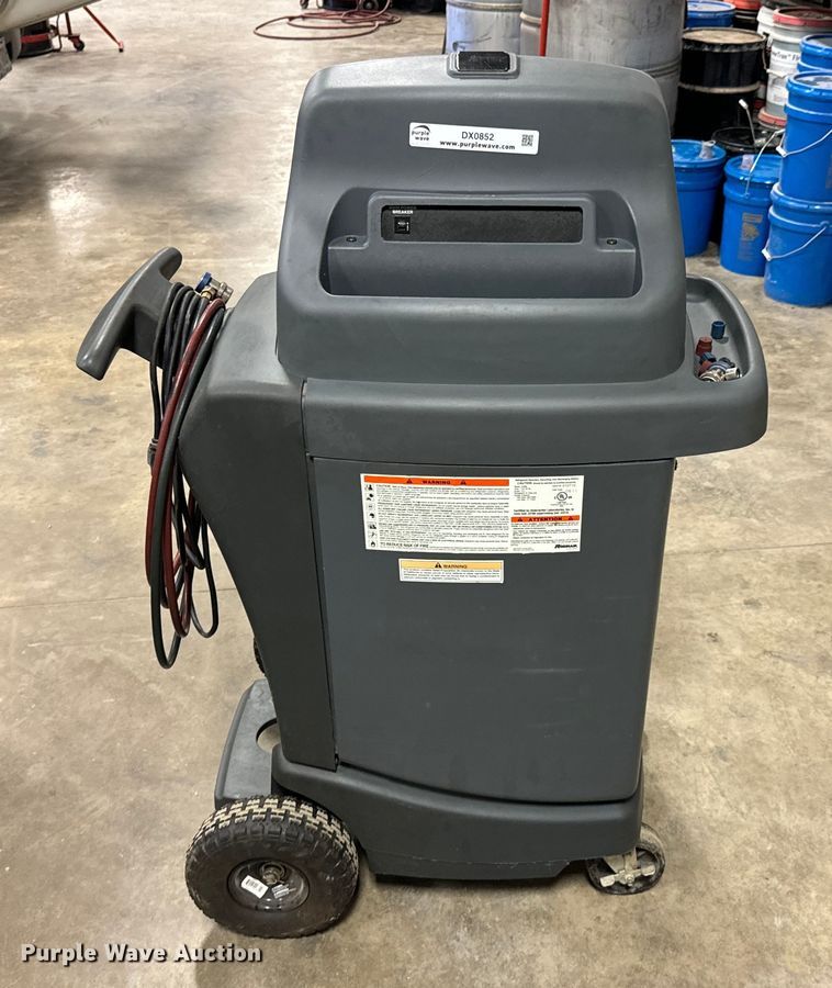 image for item DX0852 RobinAir  Cooltech 34288 AC recovery machine