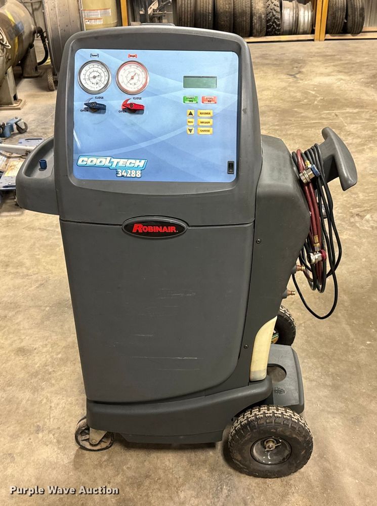 image for item DX0852 RobinAir  Cooltech 34288 AC recovery machine