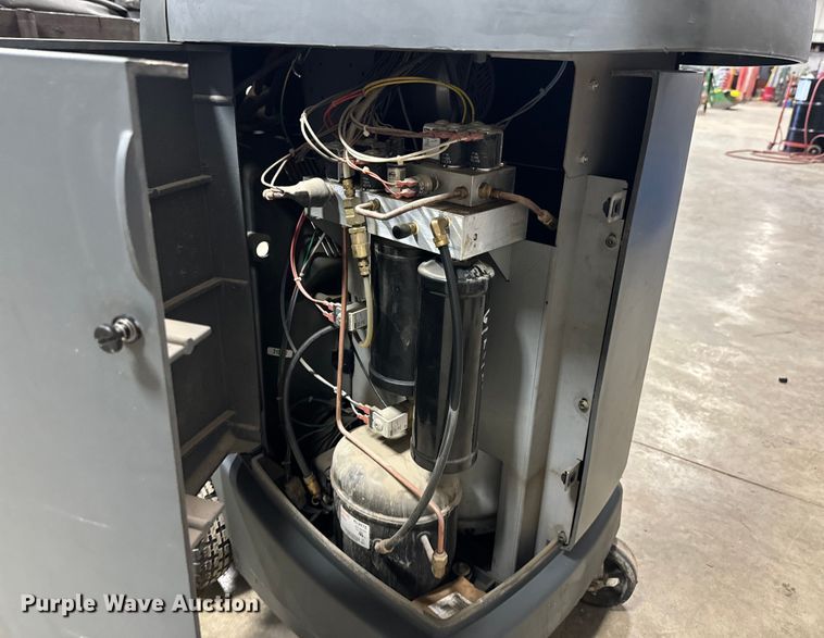 image for item DX0852 RobinAir  Cooltech 34288 AC recovery machine