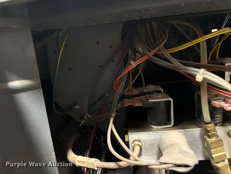 image for item DX0852 RobinAir  Cooltech 34288 AC recovery machine