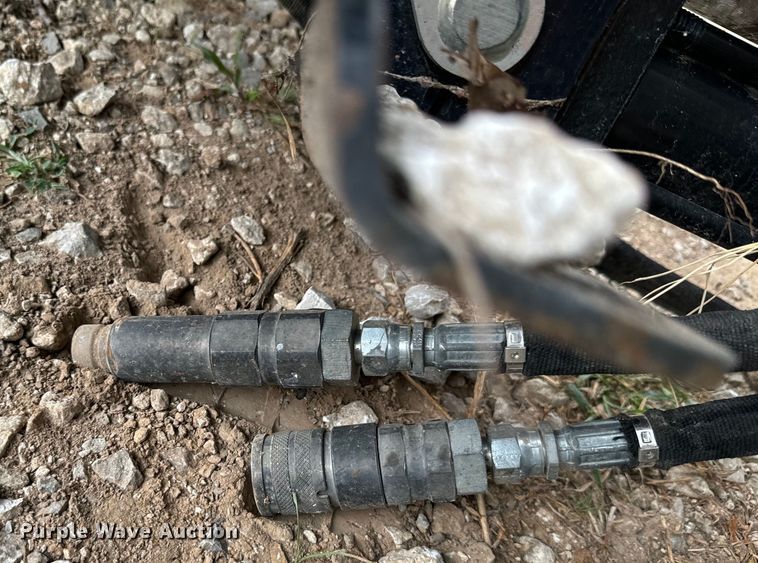 image for item DX0857 Quick Attach Attachments skid steer extendable boom