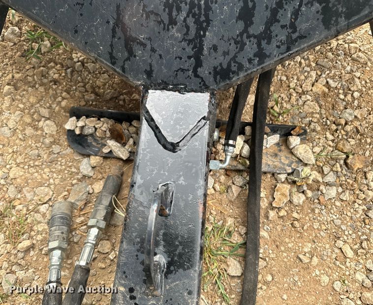 image for item DX0857 Quick Attach Attachments skid steer extendable boom