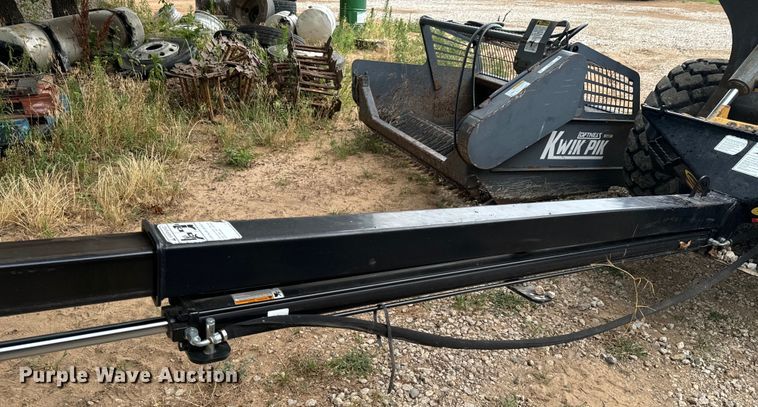 image for item DX0857 Quick Attach Attachments skid steer extendable boom