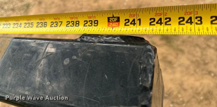 image for item DX0857 Quick Attach Attachments skid steer extendable boom