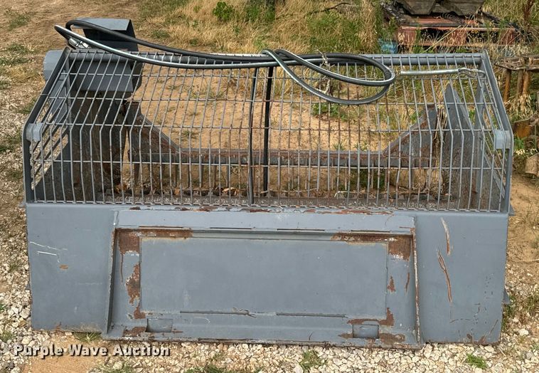 image for item DX0858 Loftness Kwik Pik 720 skid steer rock bucket