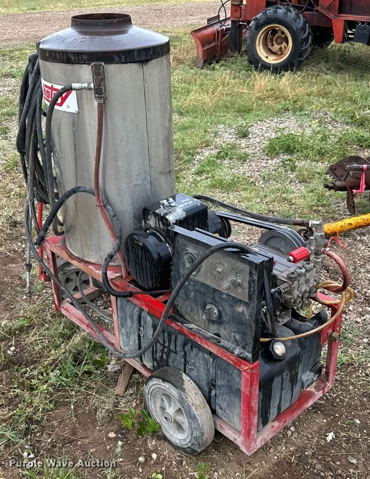 image for item DX0861 Hotsy pressure washer