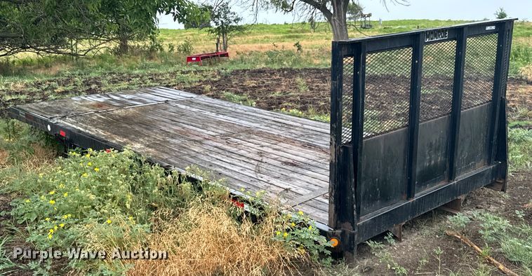 image for item DX0862 Monroe flatbed