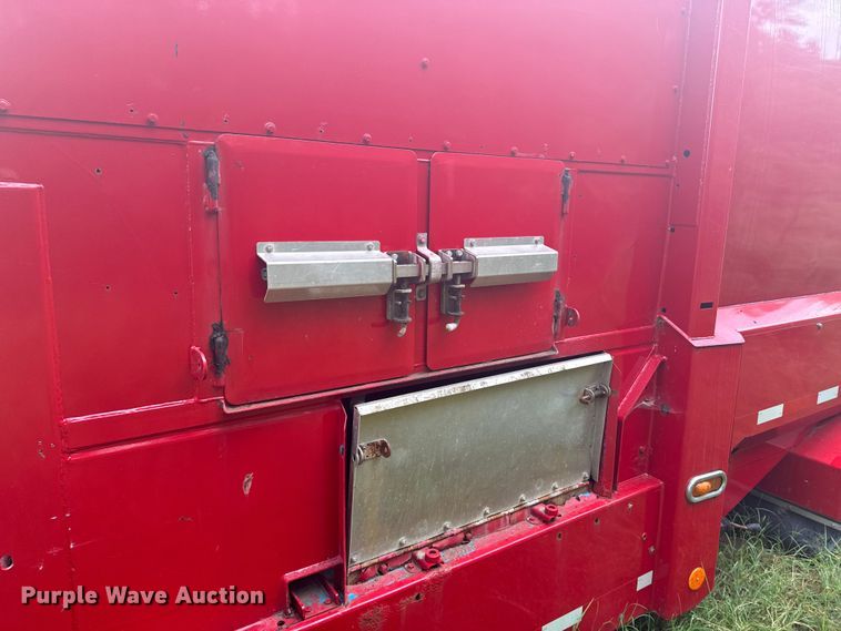 image for item DX0866 Labrie refuse truck bed