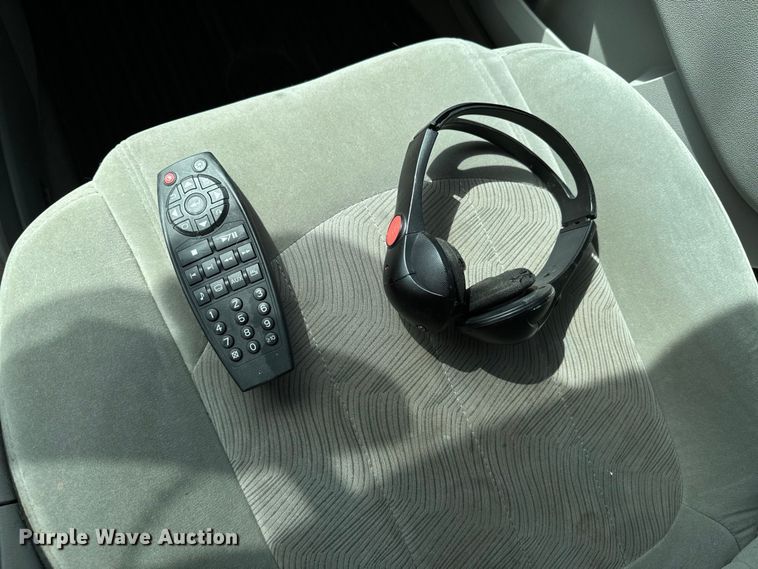 image for item DX0869 2008 Buick Enclave CX SUV