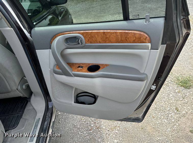 image for item DX0869 2008 Buick Enclave CX SUV